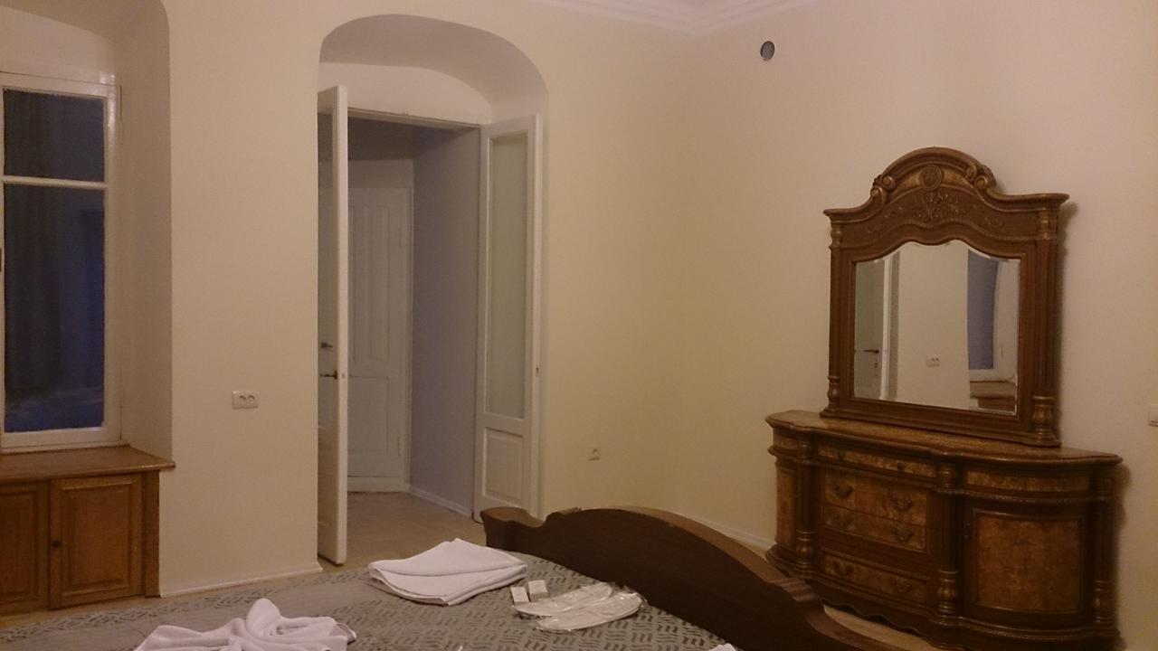 Hotel Rustaveli 36 Tbilisi Ngoại thất bức ảnh