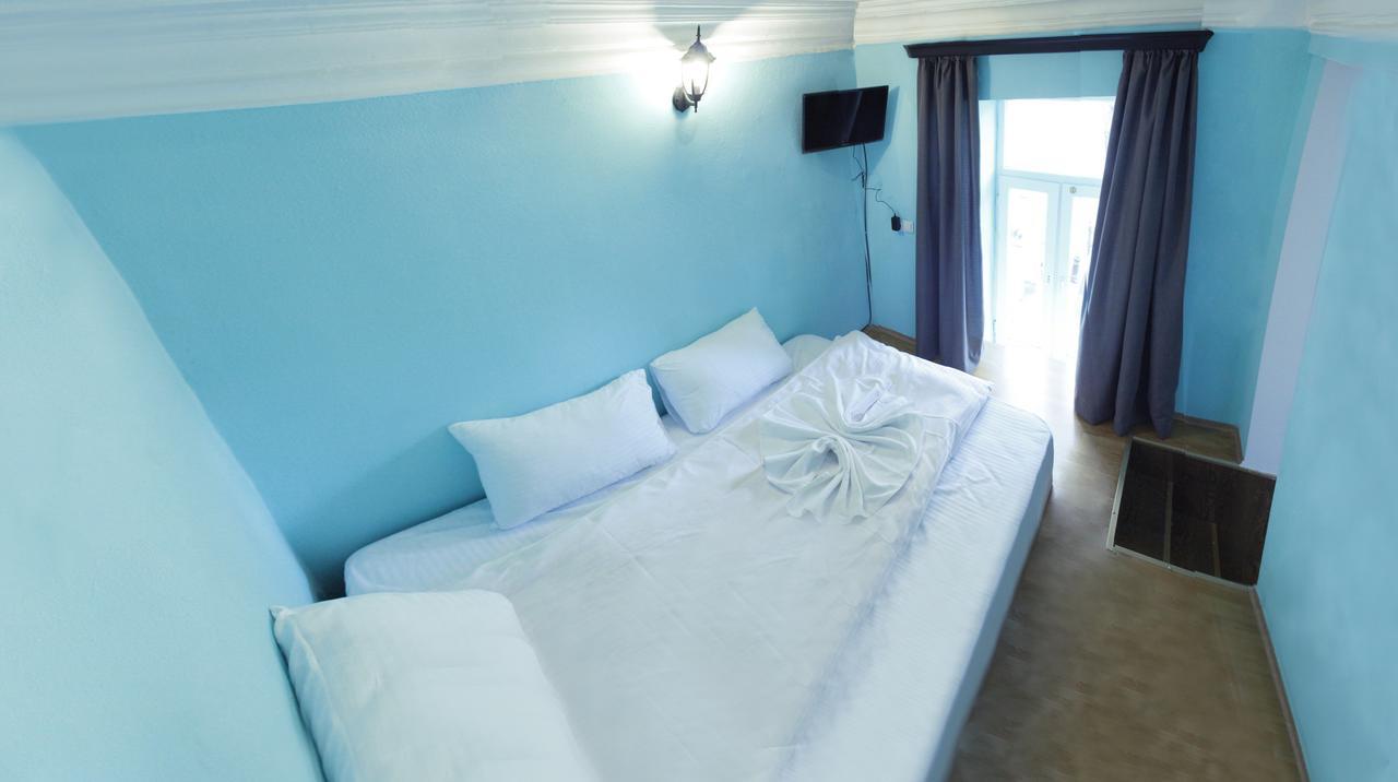 Hotel Rustaveli 36 Tbilisi Ngoại thất bức ảnh