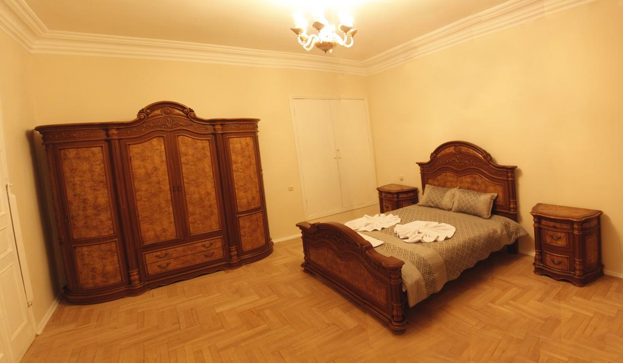 Hotel Rustaveli 36 Tbilisi Ngoại thất bức ảnh