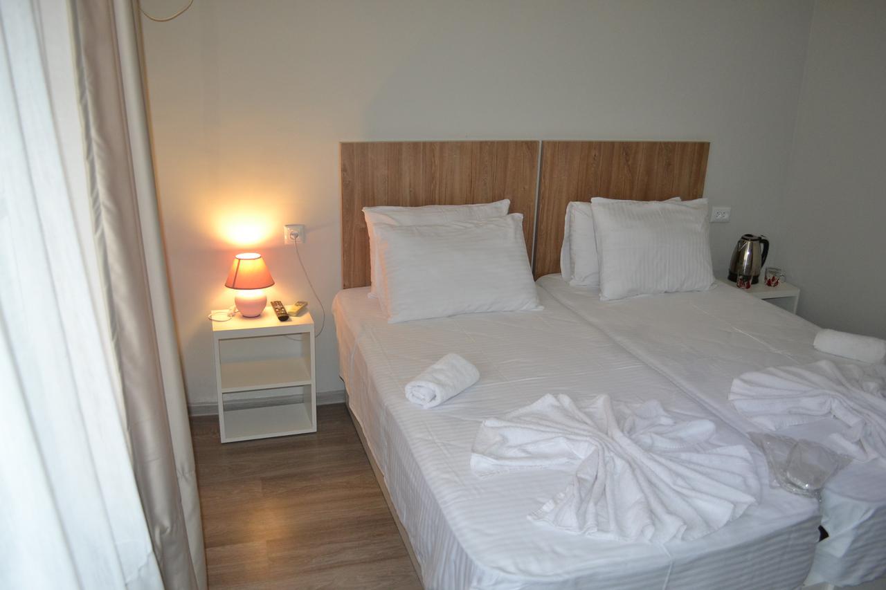 Hotel Rustaveli 36 Tbilisi Ngoại thất bức ảnh