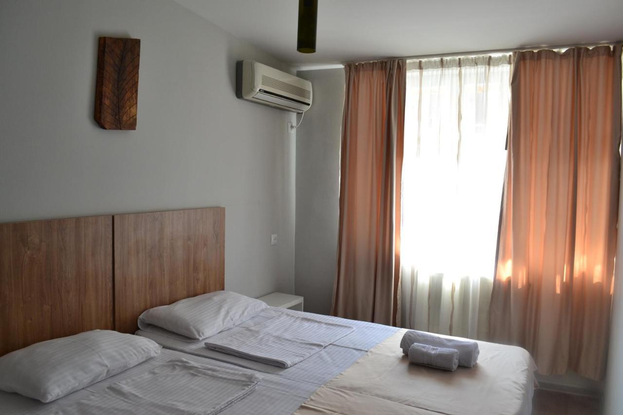 Hotel Rustaveli 36 Tbilisi Ngoại thất bức ảnh