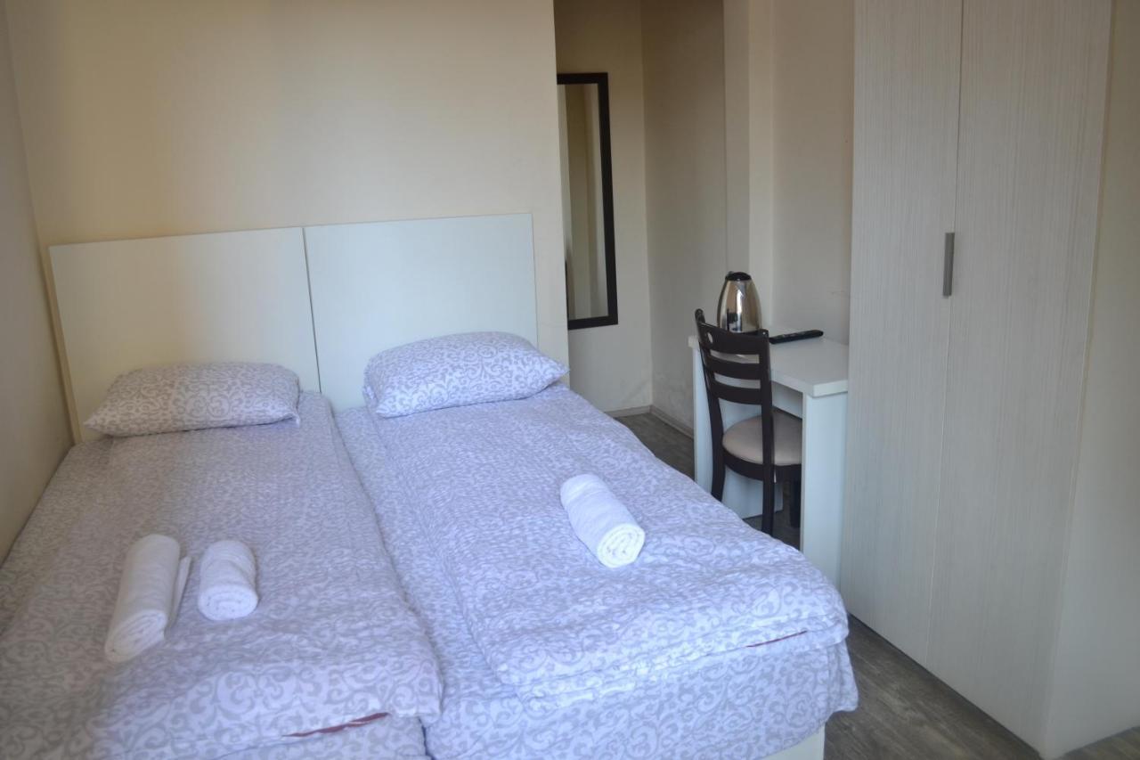 Hotel Rustaveli 36 Tbilisi Ngoại thất bức ảnh