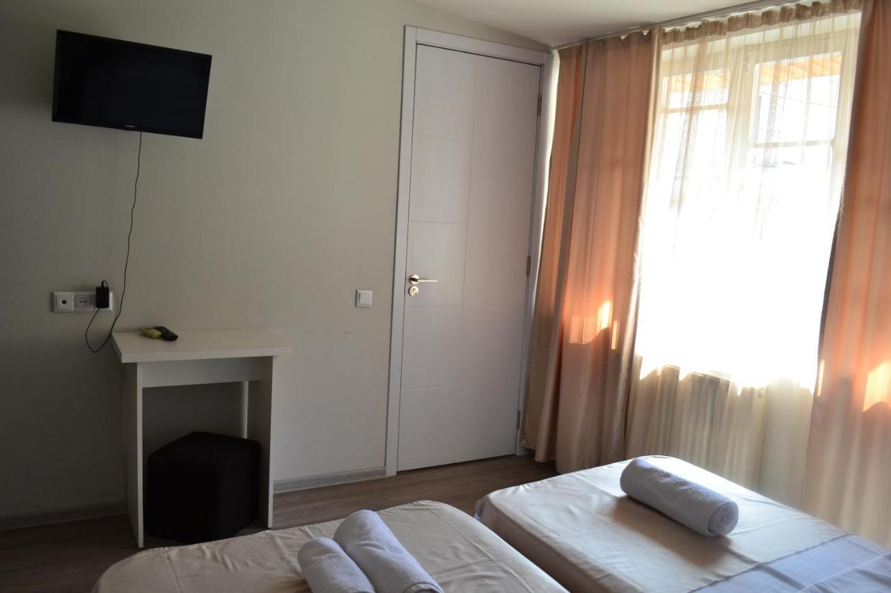 Hotel Rustaveli 36 Tbilisi Ngoại thất bức ảnh